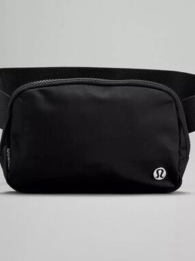 lululemon athletica Black Belt Bag